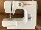 Singer M1000 Sewing Machine White 32 Stitch Applications