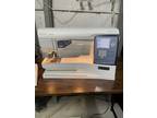 HUSQVARNA VIKING Sewing Quilting Machine Sapphire 875