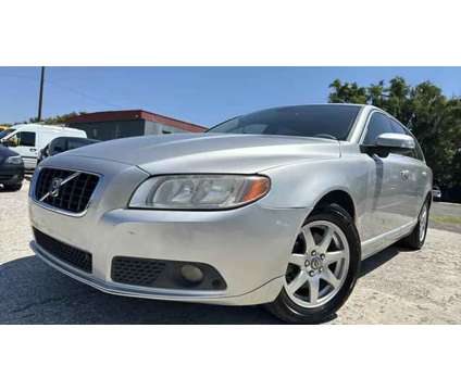 2008 Volvo V70 for sale is a Silver 2008 Volvo V70 3.2 Trim Car for Sale in Orlando FL