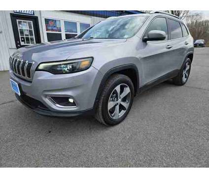 2019 Jeep Cherokee for sale is a Silver 2019 Jeep Cherokee Car for Sale in Phoenix NY