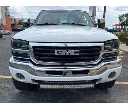 2004 GMC Sierra 1500 Extended Cab for sale is a White 2004 GMC Sierra 1500 Extended Cab Car for Sale in San Antonio TX
