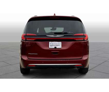 2022UsedChryslerUsedPacificaUsedFWD is a Red 2022 Chrysler Pacifica Car for Sale in Lubbock TX