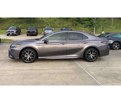 2023 Toyota Camry SE is a Grey 2023 Toyota Camry SE Car for Sale in Hattiesburg MS