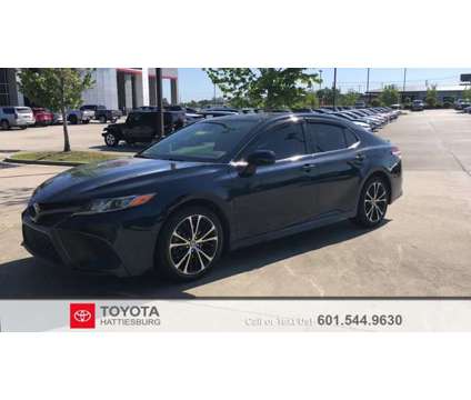 2020 Toyota Camry SE is a Blue 2020 Toyota Camry SE Car for Sale in Hattiesburg MS