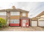 3 Bedroom House for Sale in Hendon Way