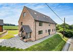 5 bedroom detached house for sale in Eye, IP23