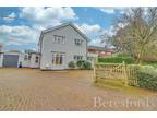 4 bedroom detached house for sale in East Road, West Mersea, CO5
