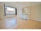 2 bed flat to rent in Lechmere Avenue, IG8, Woodford Green