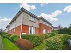 2 bed flat for sale in Oakdale, BH15, Poole