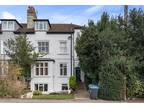 1+ bedroom flat/apartment for sale in Holmesdale Road, Reigate, Surrey, RH2