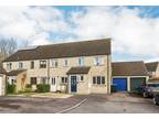 2+ bedroom house for sale in Stow Avenue, Witney, Oxfordshire, OX28