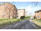 1+ bedroom flat/apartment for sale in Aurum Close, Horley, RH6