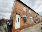 Broadfield Road, Reddish, Stockport, SK5 2 bed end of terrace house to rent -