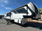 2025 Keystone Avalanche 390DS 42ft