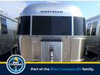 2024 Airstream International 27FB Twin 28ft