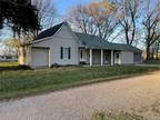 Home For Sale In Marissa, Illinois