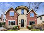 Home For Sale In Deerfield, Illinois