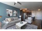 Rent High Line Pointe #1301-605 in Denver, CO - Landing