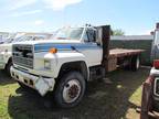 1989 Ford F800 - Glendive,MT