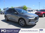 2024 Ford Escape Gray, 1559 miles