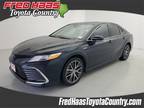 2021 Toyota Camry Hybrid XLE