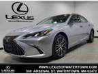 2023 Lexus ES 250