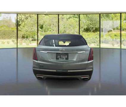 2023 Cadillac XT5 Premium Luxury is a Silver 2023 Cadillac XT5 Premium Luxury SUV in Fort Wayne IN