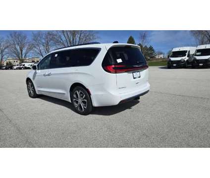2024 Chrysler Pacifica Pinnacle is a White 2024 Chrysler Pacifica Car for Sale in Saint Charles IL
