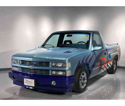 1992 Chevrolet C/K 1500 is a 1992 Chevrolet 1500 Model Truck in Depew NY