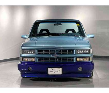 1992 Chevrolet C/K 1500 is a 1992 Chevrolet 1500 Model Truck in Depew NY