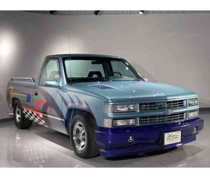1992 Chevrolet C/K 1500 is a 1992 Chevrolet 1500 Model Truck in Depew NY