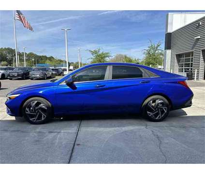 2024 Hyundai Elantra Limited is a Blue 2024 Hyundai Elantra Limited Sedan in Gainesville FL