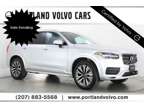 2022 Volvo XC90 T5 Momentum