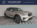 2024 Volvo XC40 B5 Plus Bright Theme