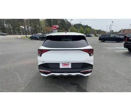 2024 Kia Sportage Hybrid LX is a White 2024 Kia Sportage LX Hybrid in Newport News VA