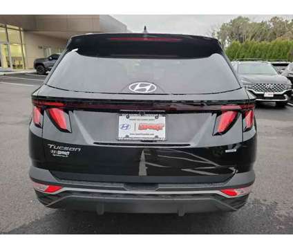 2024 Hyundai Tucson SEL is a Black 2024 Hyundai Tucson SUV in Egg Harbor Township NJ