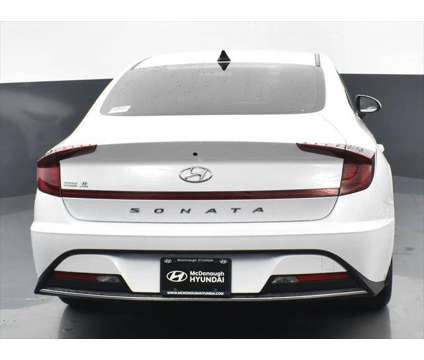 2023 Hyundai Sonata SE is a White 2023 Hyundai Sonata SE Sedan in Mcdonough GA