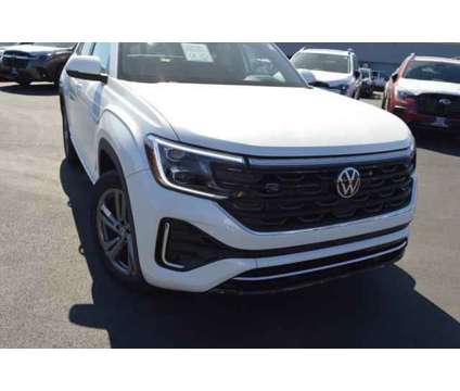 2024 Volkswagen Atlas Cross Sport 2.0T SEL R-Line is a White 2024 Volkswagen Atlas SUV in Highland Park IL