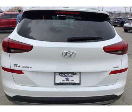 2020 Hyundai Tucson SEL is a White 2020 Hyundai Tucson SUV in Avon IN