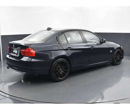 2010 BMW 3 Series xDrive is a Blue 2010 BMW 3-Series Sedan in Mcdonough GA