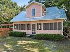 272 Seal Ave #b, Biloxi, Ms 39530