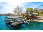 Climax Springs 4BR 3.5BA, Stunning Lakefront Home & Shop