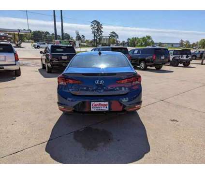 2020 Hyundai Elantra for sale is a Blue 2020 Hyundai Elantra Car for Sale in West Monroe LA