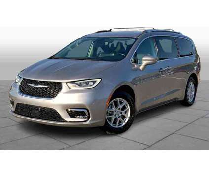 2021UsedChryslerUsedPacificaUsedFWD is a Silver 2021 Chrysler Pacifica Car for Sale in Columbus GA