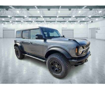 2024NewFordNewBroncoNew4 Door Advanced 4x4 is a Grey 2024 Ford Bronco Car for Sale in Pampa TX
