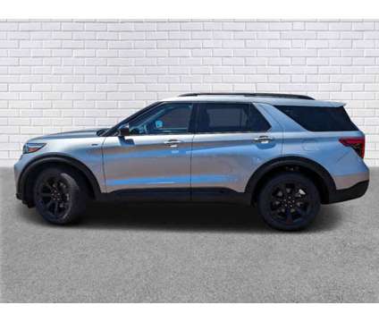 2024 Ford Explorer ST-Line is a Silver 2024 Ford Explorer Car for Sale in Collins MS