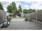 Woodland Way, Mill Hill 2 bed flat for sale -