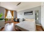 2 bed flat for sale in Queensway, W2, London