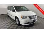 2013 Chrysler town & country White, 140K miles