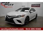 2019 Toyota Camry White, 85K miles